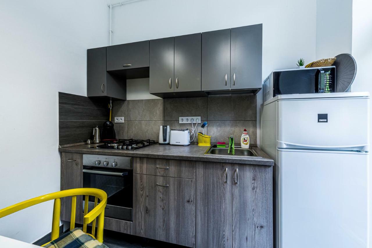 City Park Apartment Boedapest Buitenkant foto